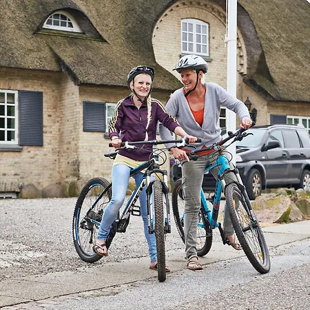 Danhostel Rebild אכסניה גמל סקורפינג